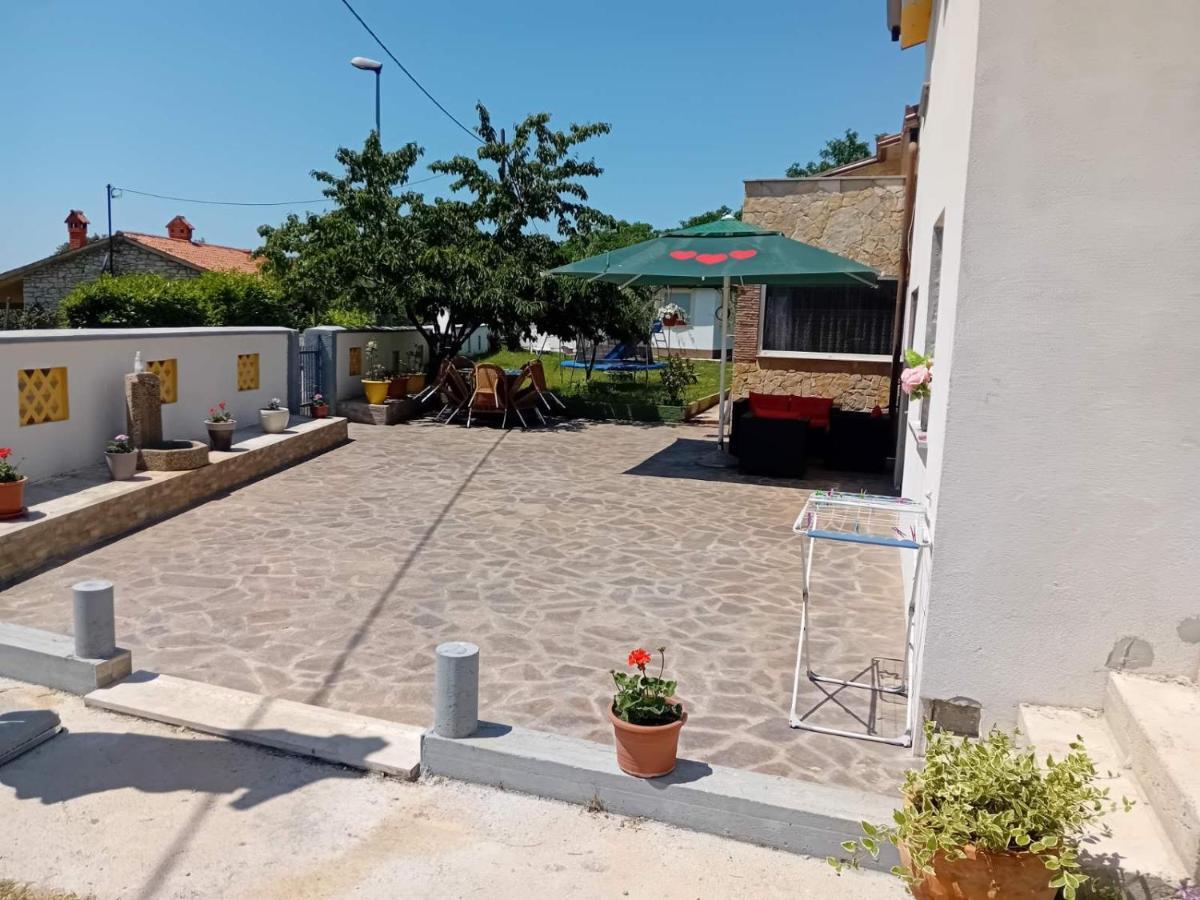Apartment Goran & Nela Umag Exterior photo